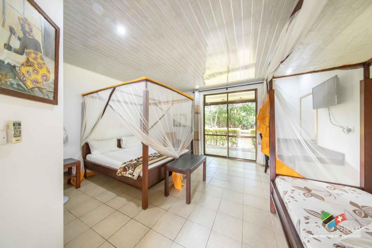 Tan-Swiss Lodge Mikumi Экстерьер фото