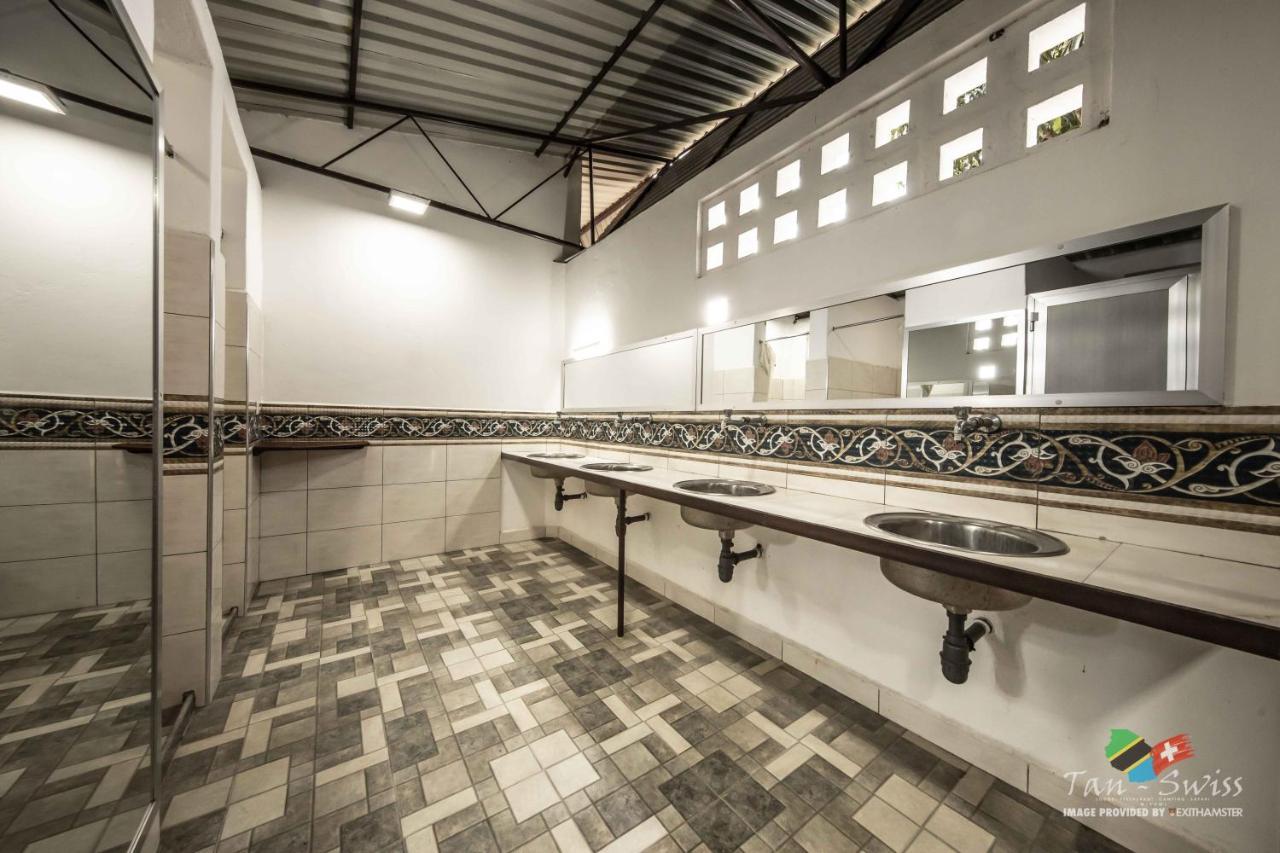 Tan-Swiss Lodge Mikumi Экстерьер фото